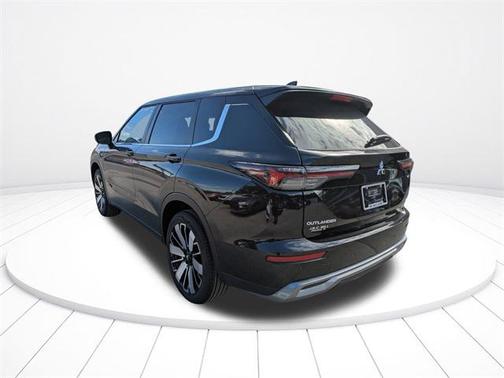 2025 Mitsubishi Outlander SE 2.5 2WD