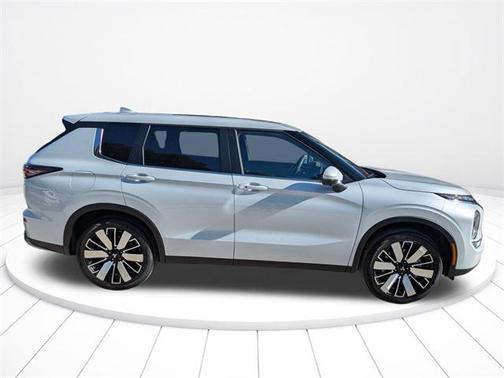 2025 Mitsubishi Outlander SE 2.5 2WD