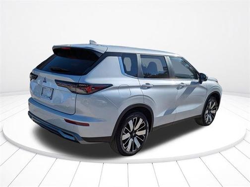 2025 Mitsubishi Outlander SE 2.5 2WD