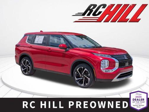 Red Diamond 2023 Mitsubishi Outlander SE S-AWC