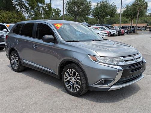 2016 Mitsubishi Outlander ES