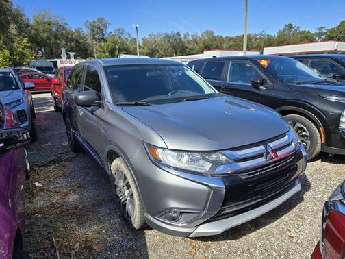 2016 Mitsubishi Outlander ES