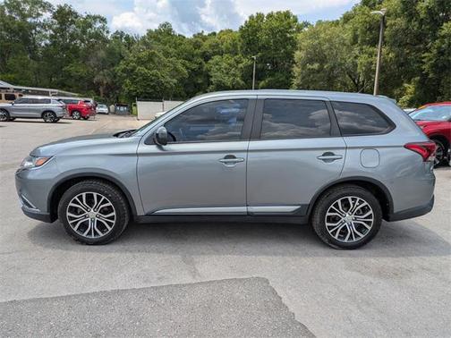 2016 Mitsubishi Outlander ES