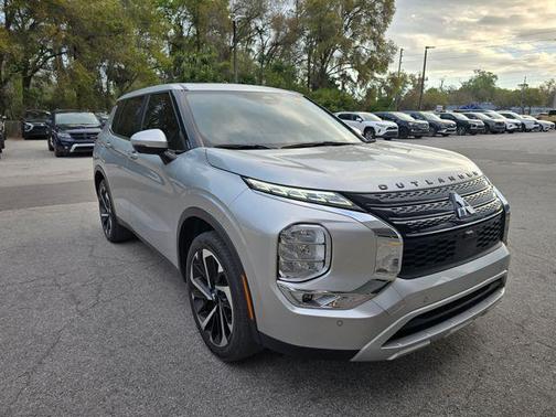 2023 Mitsubishi Outlander SE 2.5 2WD