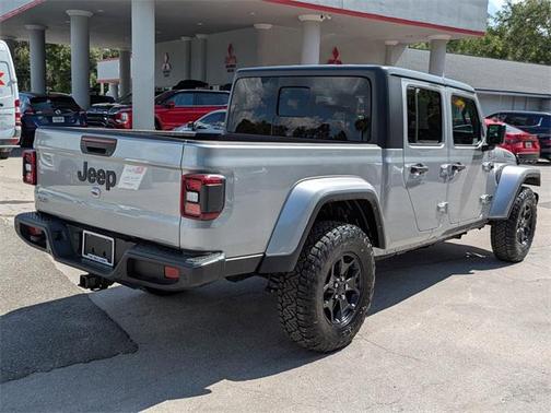 2021 Jeep Gladiator Willys 4x4