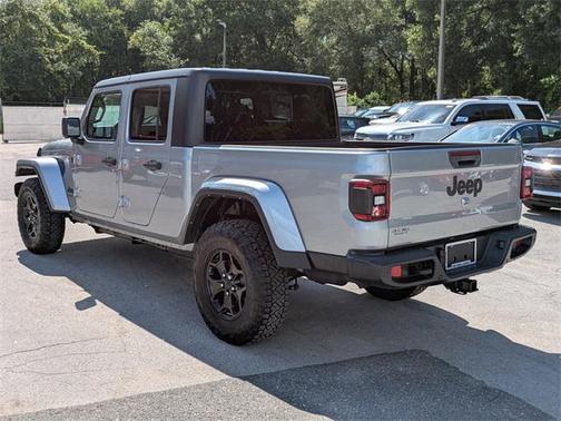 2021 Jeep Gladiator Willys 4x4