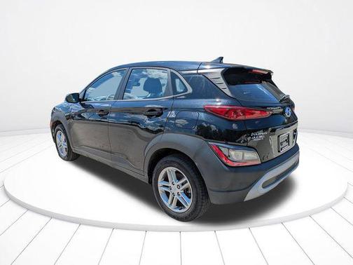 Abyss Black Pearl 2023 Hyundai KONA SE