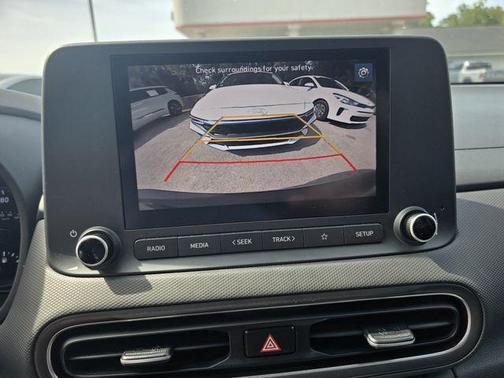 Abyss Black Pearl 2023 Hyundai KONA SE