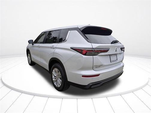 2025 Mitsubishi Outlander ES 2.5 2WD