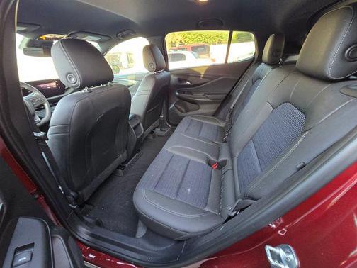 Cinnabar Metallic 2025 Buick Envista Preferred FWD