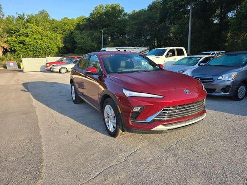 Cinnabar Metallic 2025 Buick Envista Preferred FWD