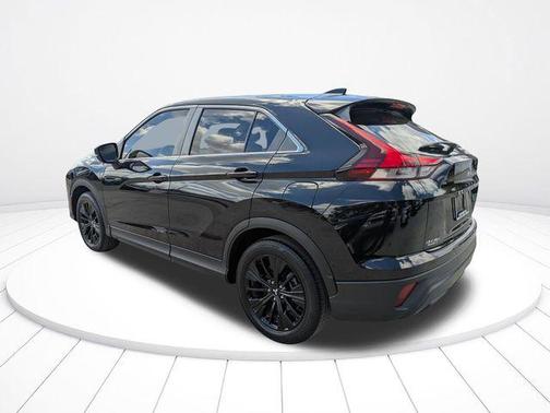 2022 Mitsubishi Eclipse Cross LE