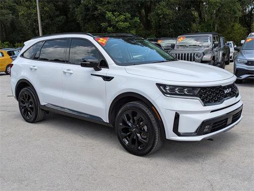 2022 Kia Sorento SX