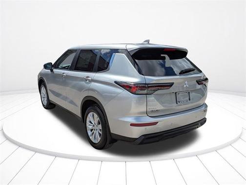 2025 Mitsubishi Outlander ES 2.5 2WD