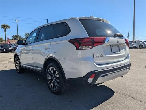 2020 Mitsubishi Outlander ES