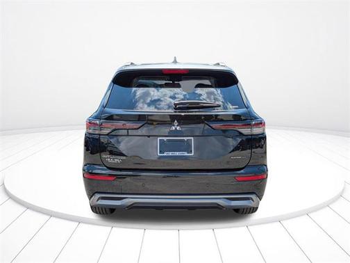 2025 Mitsubishi Outlander PLATINUM EDITION 2.5 S-AWC