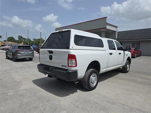 2024 RAM 2500 Tradesman Crew Cab 4x4 6'4' Box
