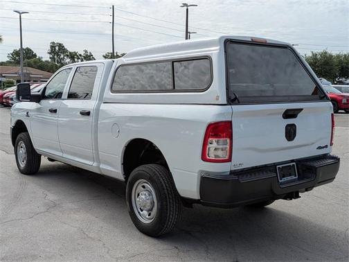 2024 RAM 2500 Tradesman Crew Cab 4x4 6'4' Box