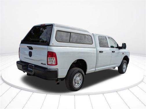 2024 RAM 2500 Tradesman Crew Cab 4x4 6'4' Box