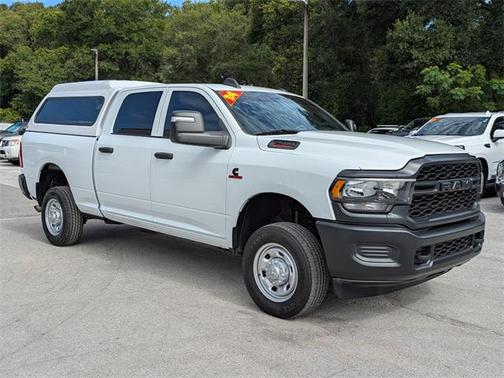 2024 RAM 2500 Tradesman Crew Cab 4x4 6'4' Box