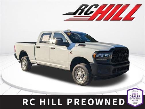 2024 RAM 2500 Tradesman Crew Cab 4x4 6'4' Box
