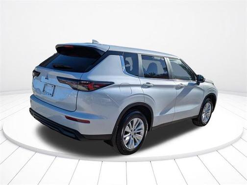 2025 Mitsubishi Outlander ES 2.5 2WD