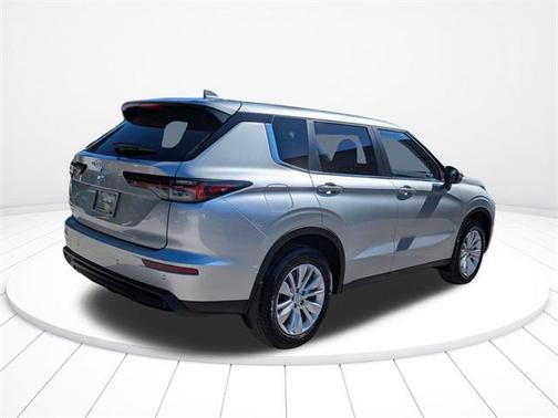 2025 Mitsubishi Outlander ES 2.5 2WD