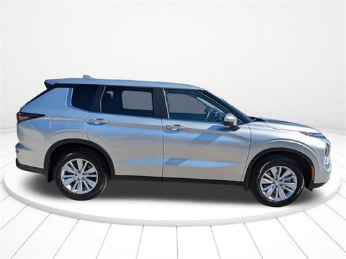 2025 Mitsubishi Outlander ES 2.5 2WD