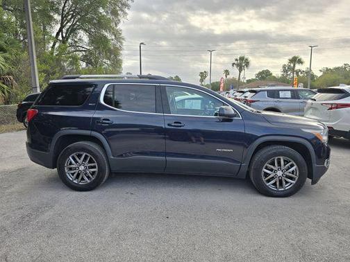 Dark Sapphire Blue Metallic 2017 GMC Acadia SLT-1