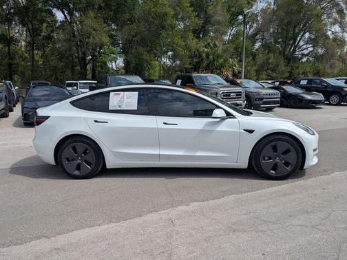 Pearl White Multi-Coat 2021 Tesla Model 3 Standard Range Plus