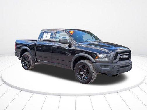 Diamond Black Crystal Pearlcoat 2024 RAM 1500 Classic Warlock Crew Cab 4x4 5'7' Box
