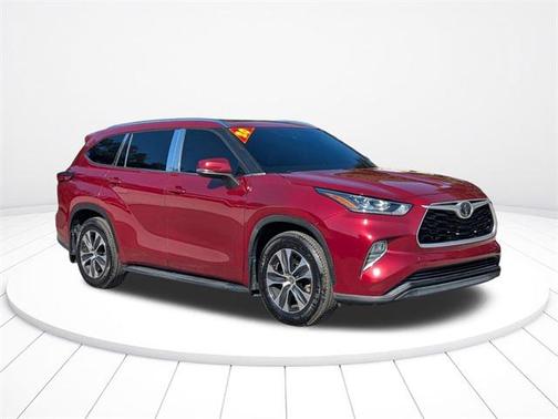 2020 Toyota Highlander XLE