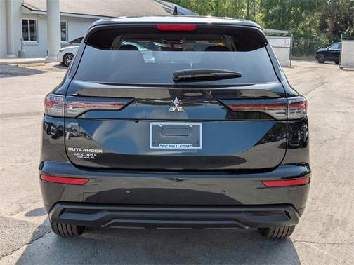2025 Mitsubishi Outlander ES 2.5 2WD
