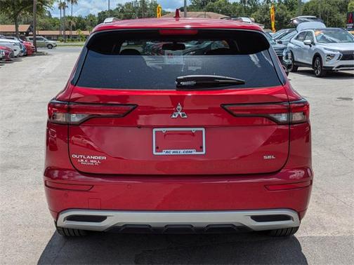 2022 Mitsubishi Outlander SEL 2.5 2WD
