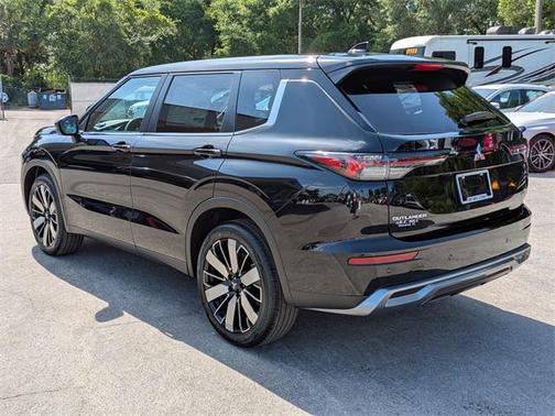 2025 Mitsubishi Outlander SE 2.5 2WD