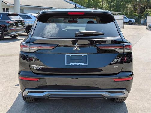 2025 Mitsubishi Outlander SE 2.5 2WD