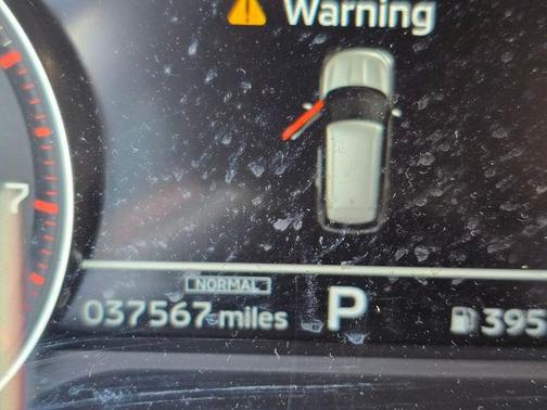 2022 Mitsubishi Outlander Black Edition 2WD