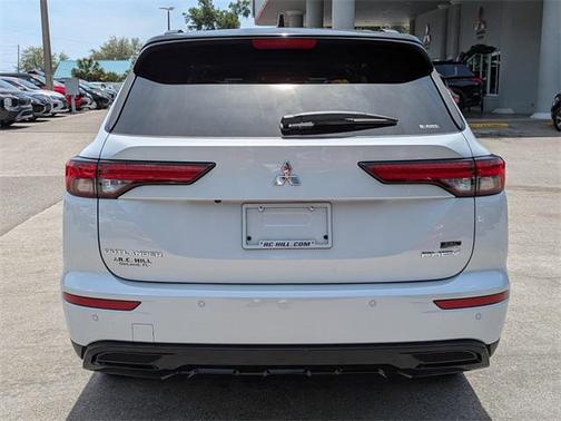 2025 Mitsubishi Outlander PHEV SEL