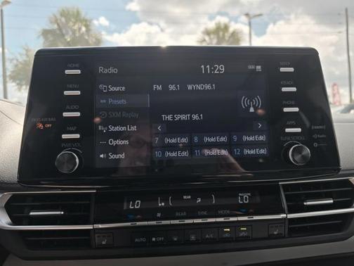 2023 Toyota Sienna XLE 8 Passenger
