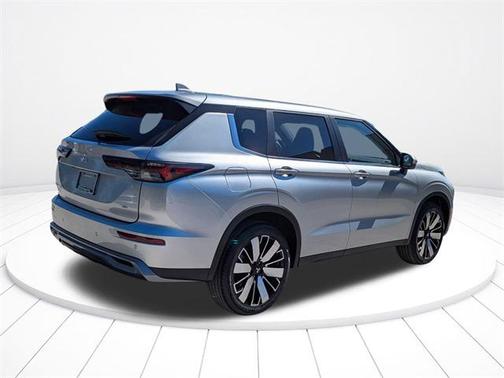 2025 Mitsubishi Outlander SE 2.5 2WD