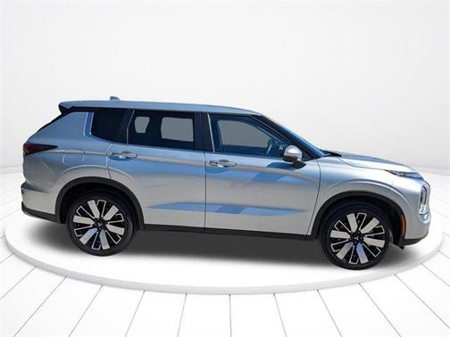 2025 Mitsubishi Outlander SE 2.5 2WD