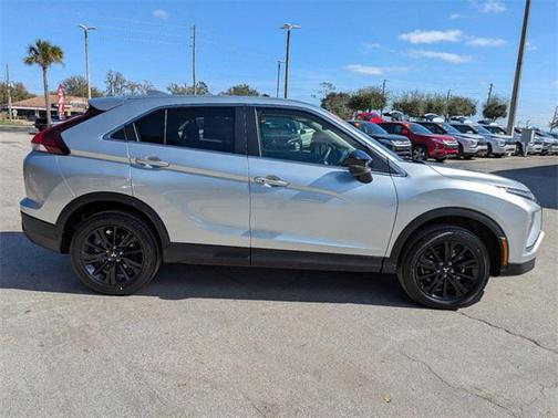 2025 Mitsubishi Eclipse Cross LE