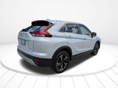 White Diamond 2024 Mitsubishi Eclipse Cross SE