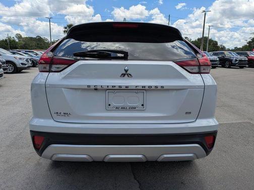 White Diamond 2024 Mitsubishi Eclipse Cross SE