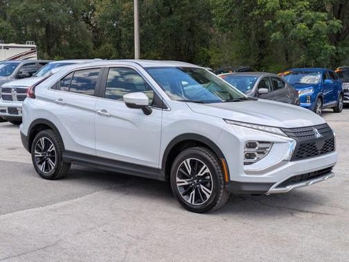 White Diamond 2024 Mitsubishi Eclipse Cross SE