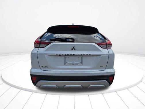 White Diamond 2024 Mitsubishi Eclipse Cross SE