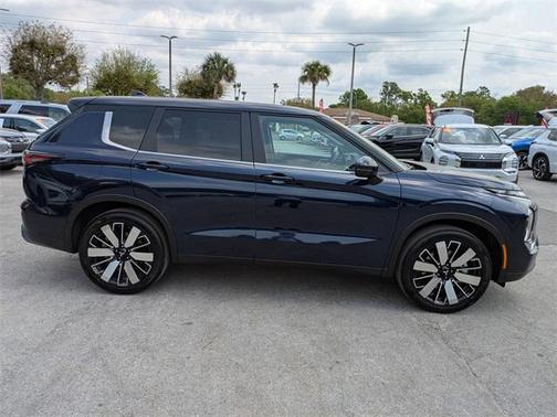 2025 Mitsubishi Outlander SE 2.5 2WD