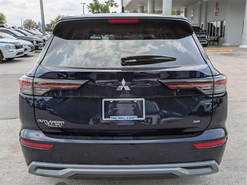 2025 Mitsubishi Outlander SE 2.5 2WD