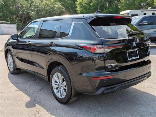 2025 Mitsubishi Outlander ES 2.5 2WD