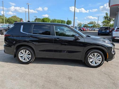 2025 Mitsubishi Outlander ES 2.5 2WD
